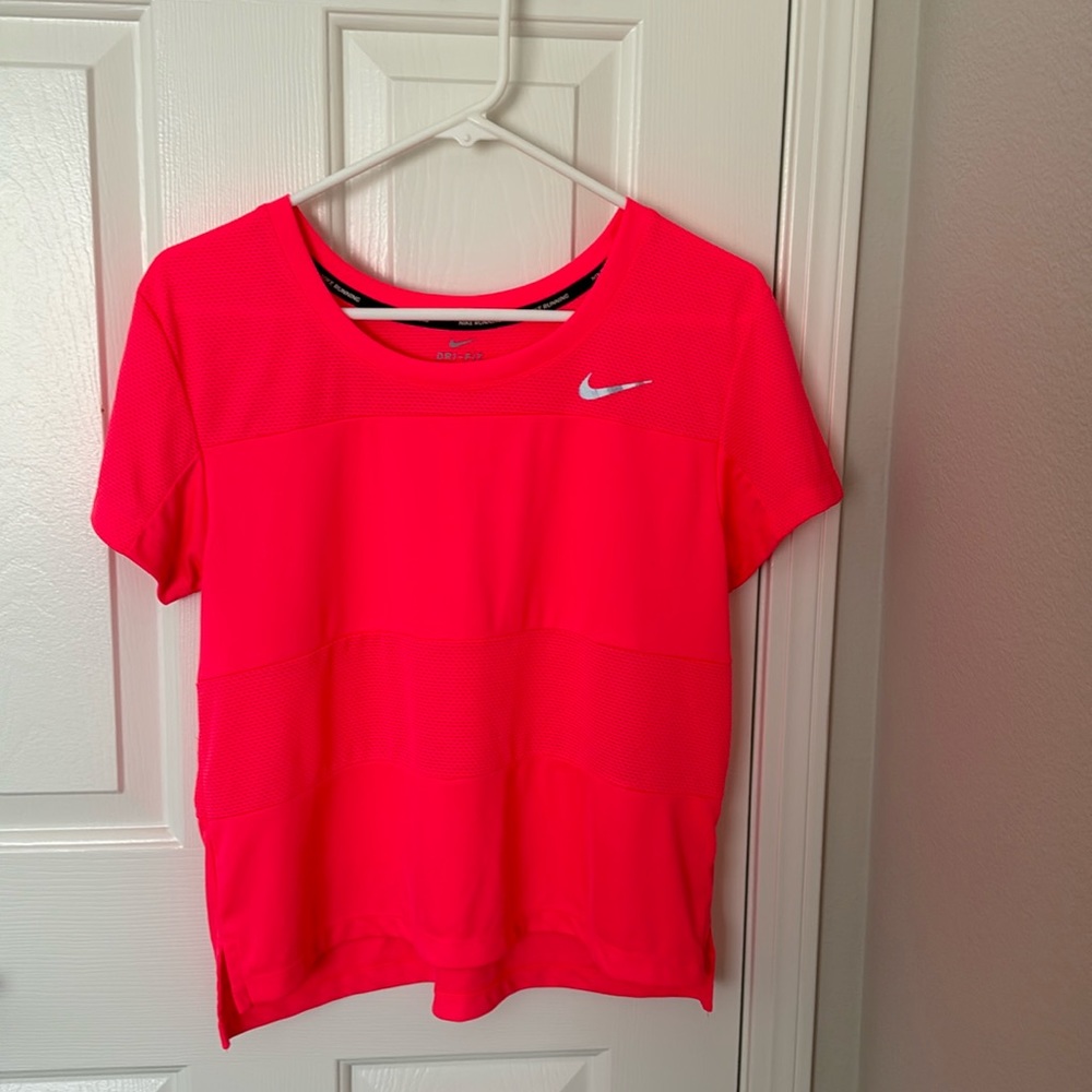 Nike Running Shirt Medium